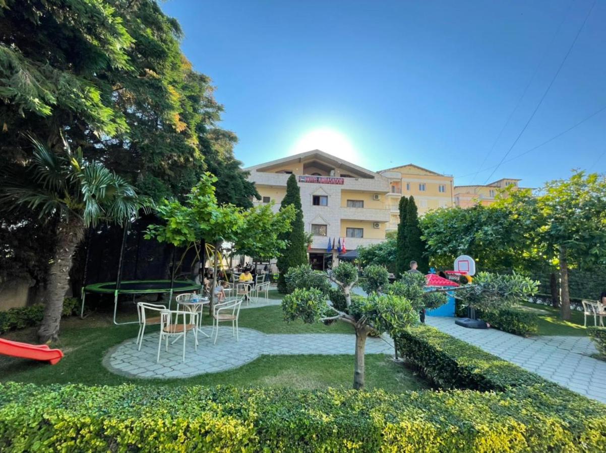 Hotel Ambasador Garden Lezhë Extérieur photo